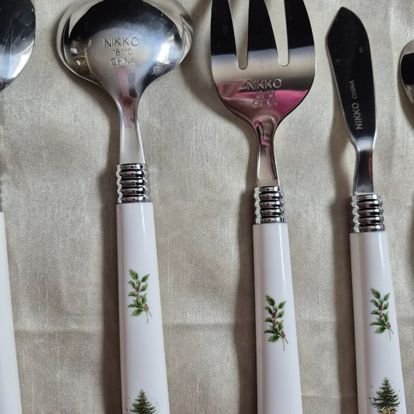 Elegant White 6pc. Vintage Cutlery Set with Tree Design Nikko - Picture 9 of 13